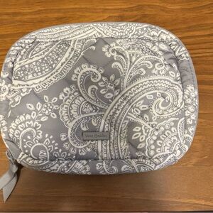 Vera Bradley Light Gray and White Paisley Quilted Tech Pouch